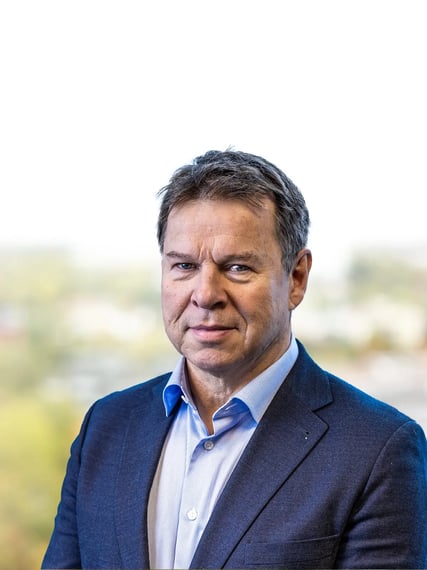 Portrett av Oluf Schou