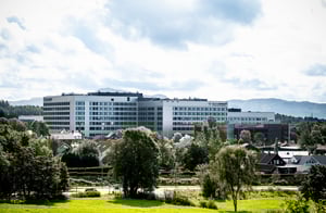 Bilde av fasade Nye SUS 2025, Foto: Svein Lunde, SUS